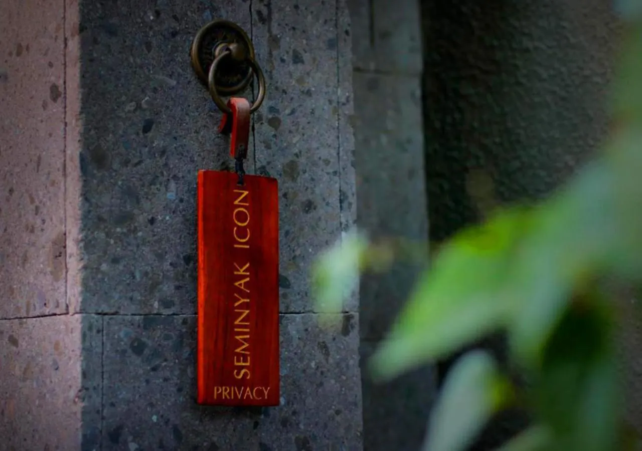 Vila Seminyak Icon - By Karaniya Experience - Chse Certified 0*,