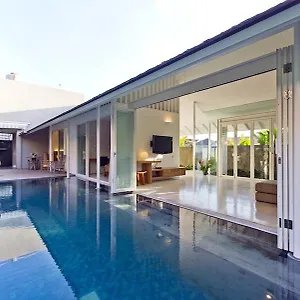 Villa White, Seminyak (Bali)